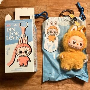 100% AUTHENTIC Pin For Love Y Labubu POP Mart